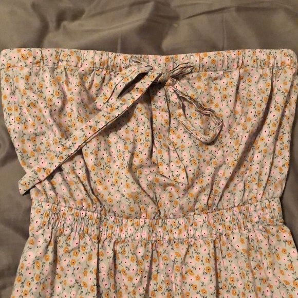 J. Crew Dresses & Skirts - XS J Crew floral strapless dress great for spring!